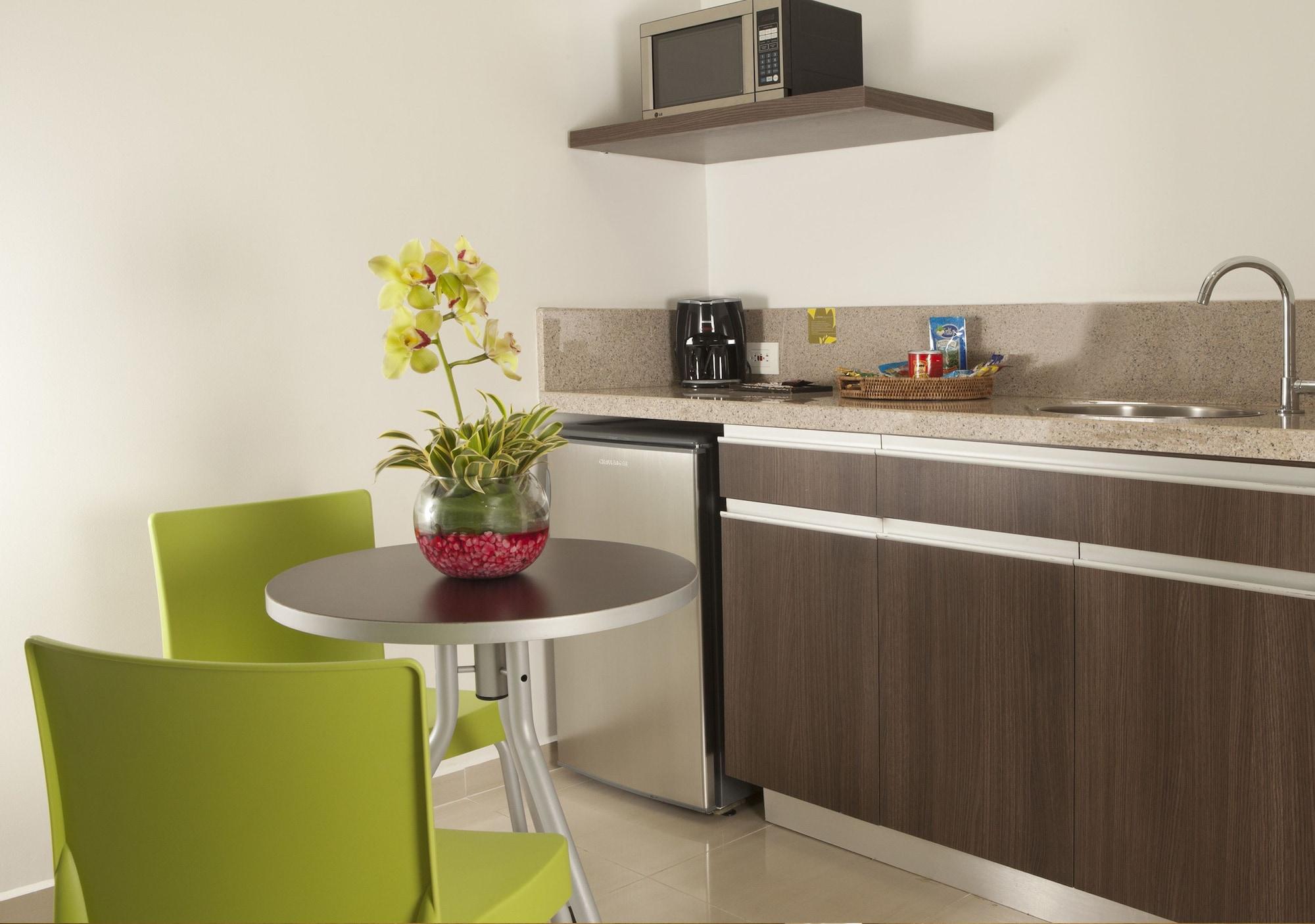 San Simon Hotel Pereira By Soratama Eksteriør bilde Kitchenette